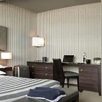 Hotel Square 5*