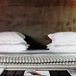 Square Hotel 5*