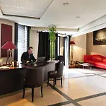 Square 5* Paris