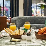 Hotel Square