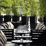 Square Hotel 5*