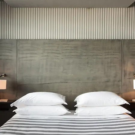 Square 5* Paris