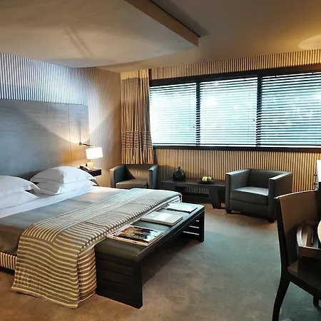 Square 5* Paris