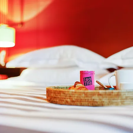 Square Hotel 5*