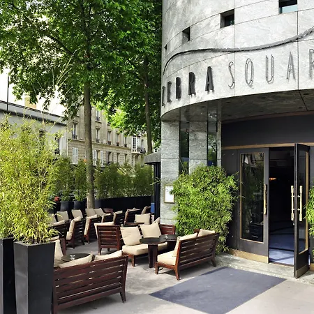 Square Hotel
