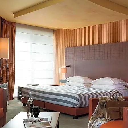Square 5* Paris