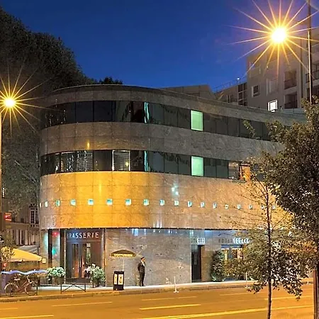 Square Hotell