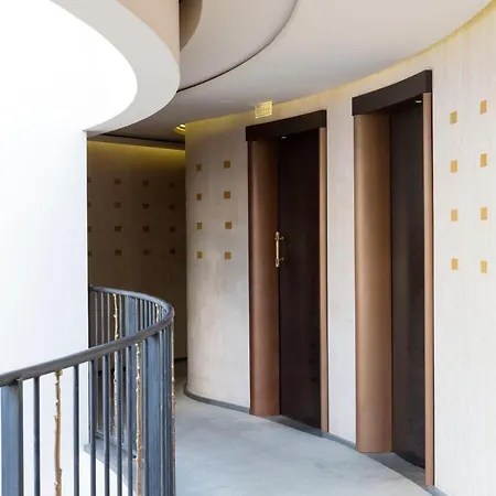 Square Hotell