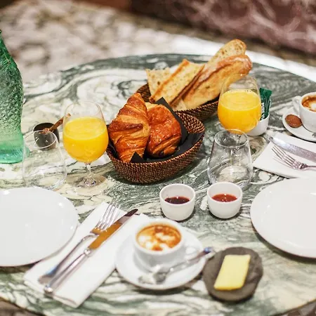 Hotel Square Paris