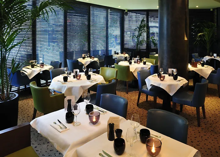 Square Hotel 5*